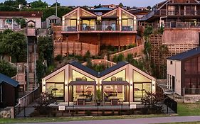 Roam Taupo Lake Front Unit 1 - Spa Pool